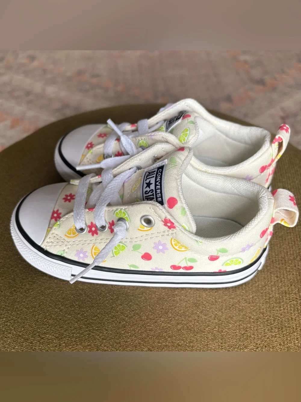 Floral & Fruit Print Converse